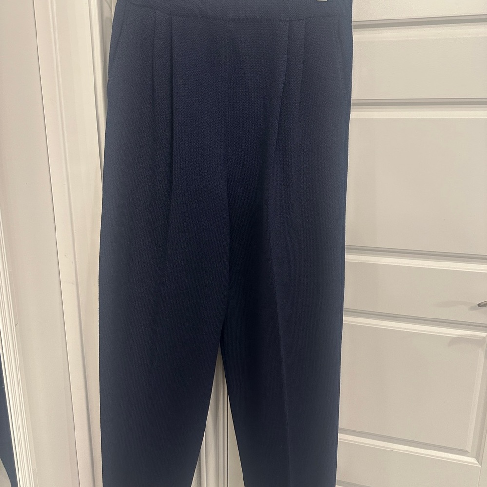 St. John Navy Knitwear pleated pants